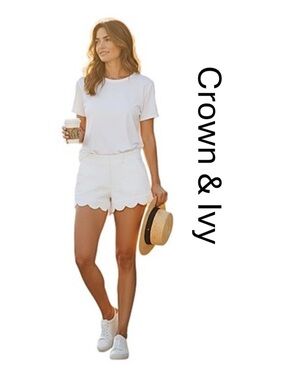 Crown & Ivy White Shelby Scalloped Hem Shorts Womens sz 12 Textured Cotton EUC!